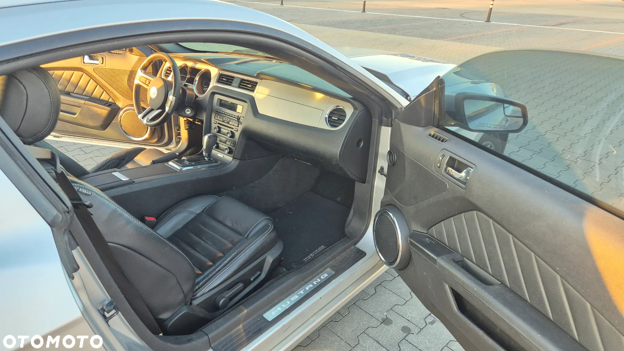 Ford Mustang 3.7 V6 Premium - 16