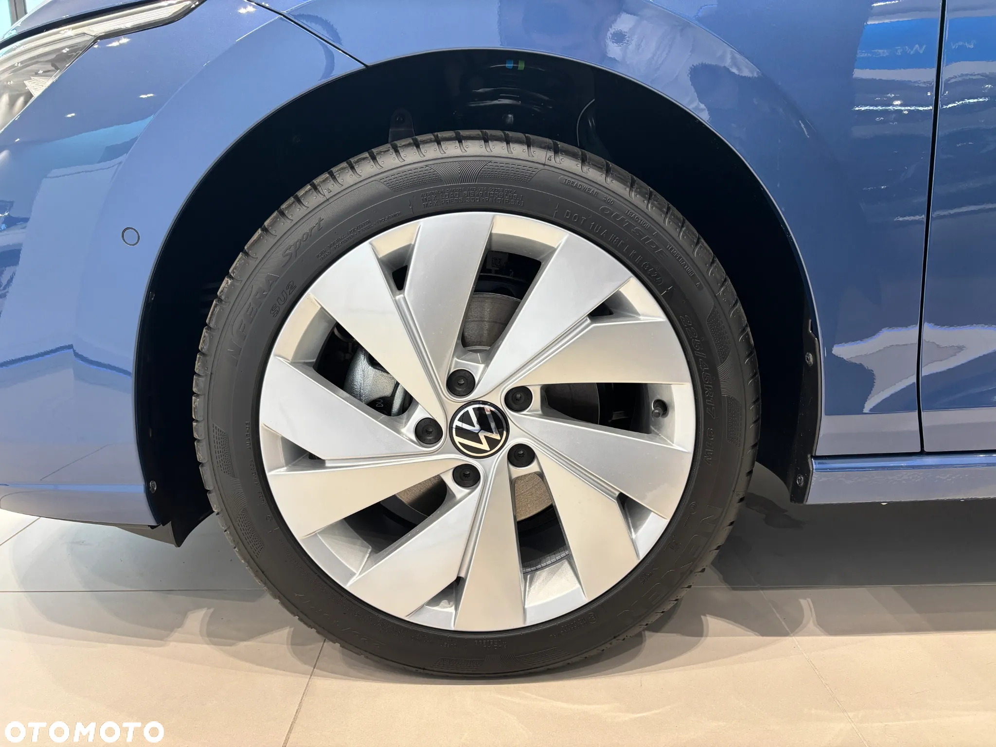 Volkswagen Golf VIII 1.5 eTSI mHEV Life Plus DSG - 10