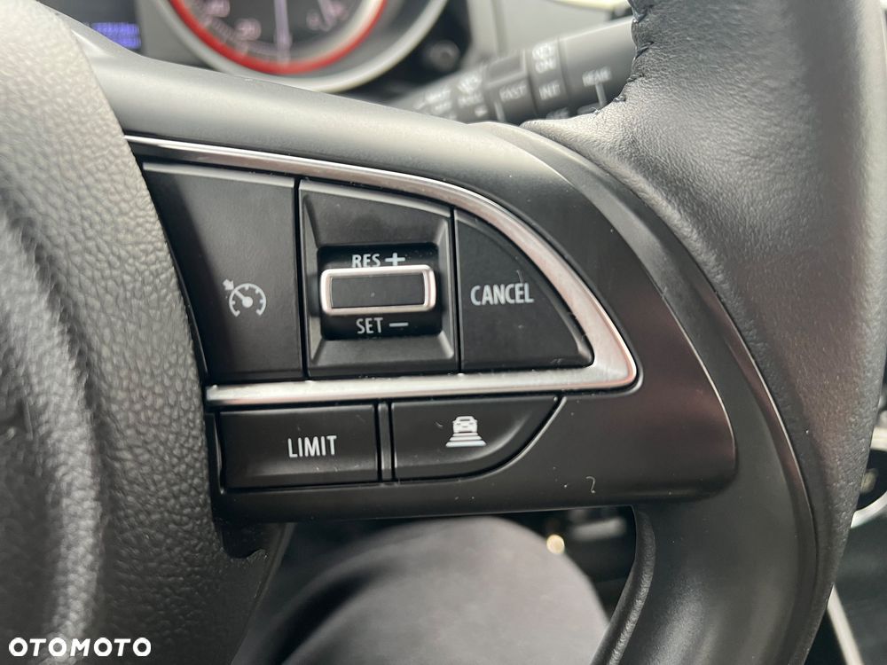 Suzuki Swift 1.2 Premium Plus - 22