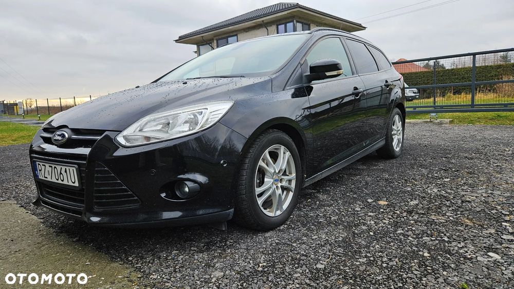 Ford Focus ver-1-6-tdci-titanium - 11