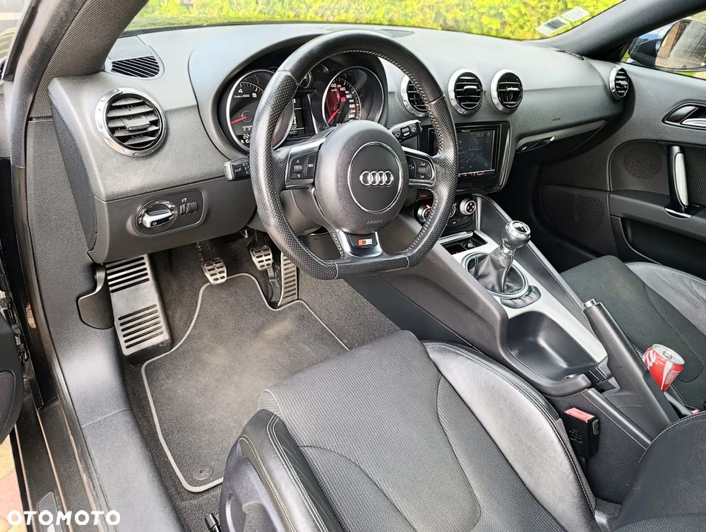 Audi TT Coupé - 19