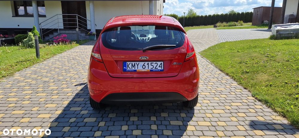 Ford Fiesta 1.25 Ambiente EU5 - 6