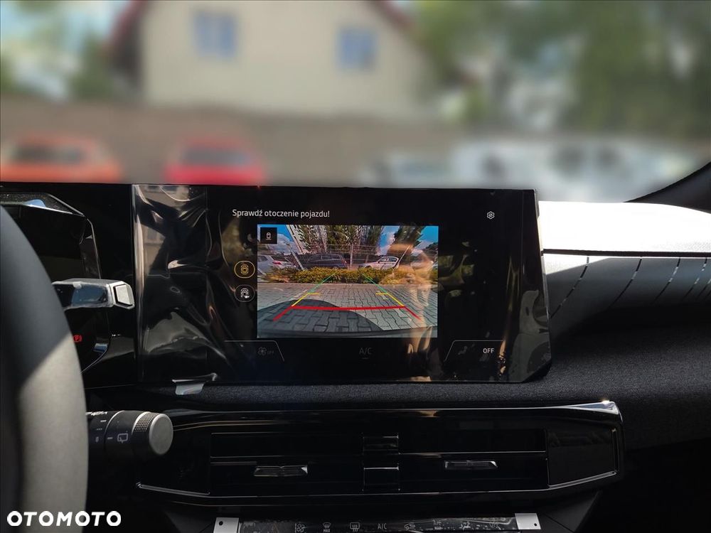Renault Clio - 9