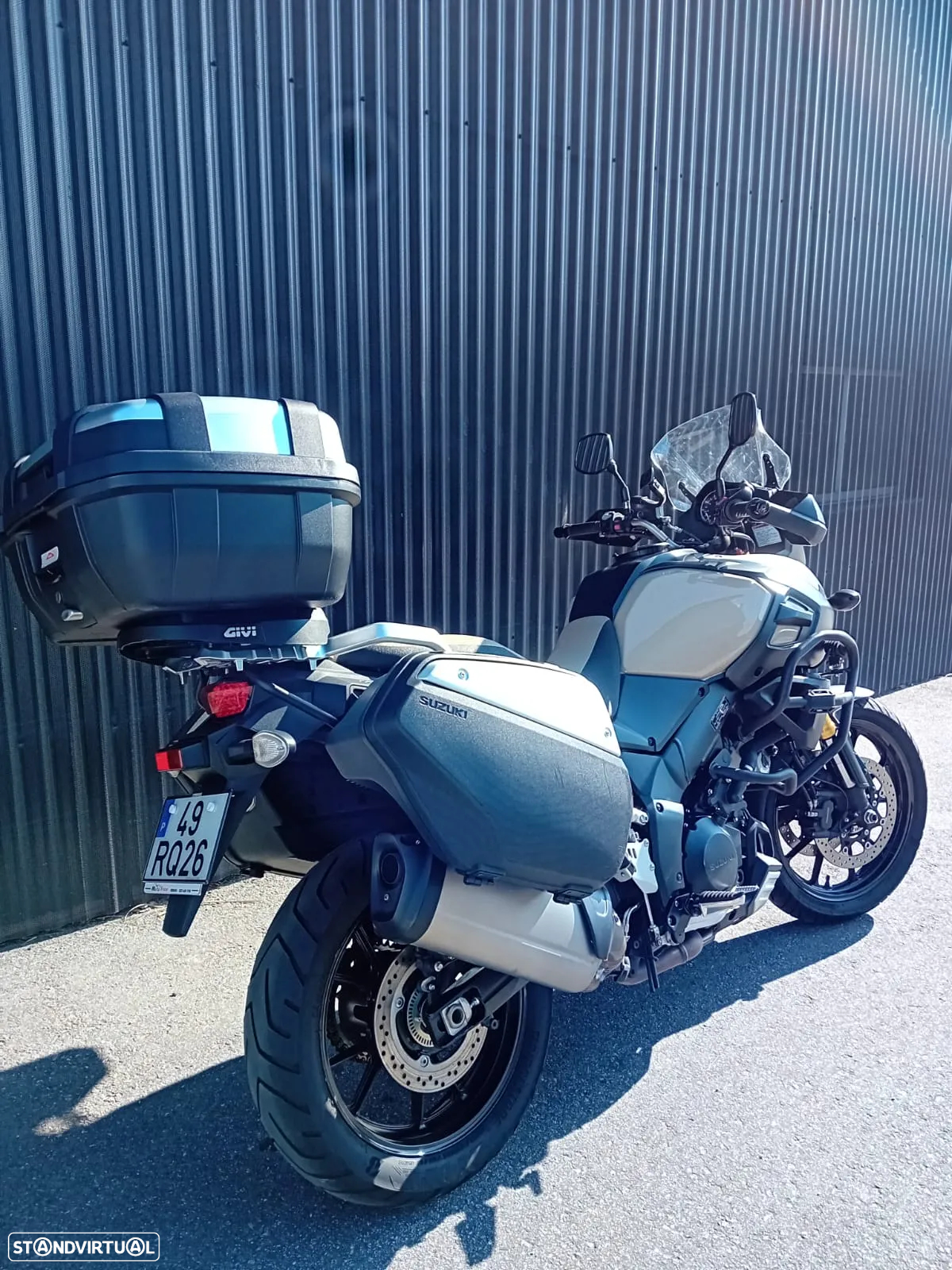 Suzuki DL V-Strom 1000 - 9