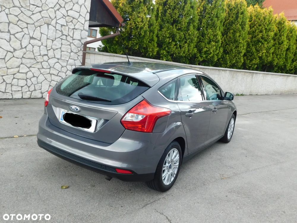 Ford Focus 1.6 Titanium - 8