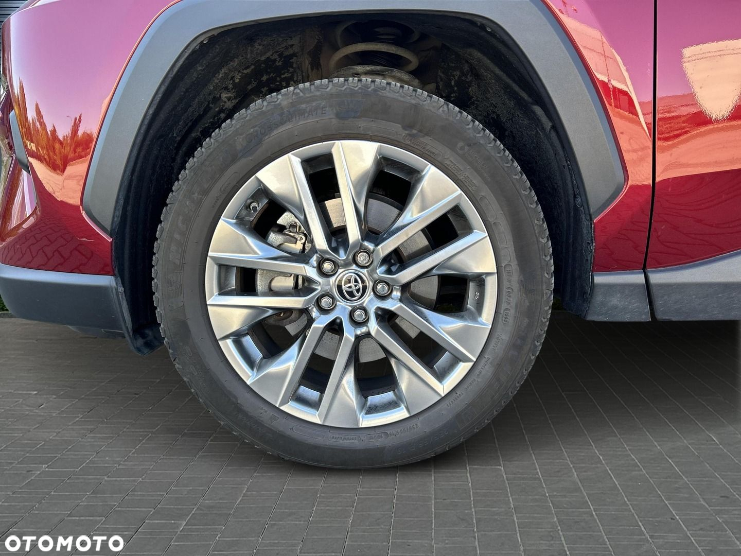 Toyota RAV4 - 9