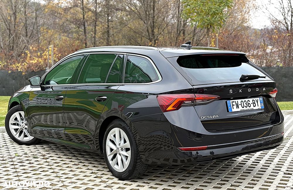 Skoda Octavia 2.0 TDI DSG Sport Edition - 4