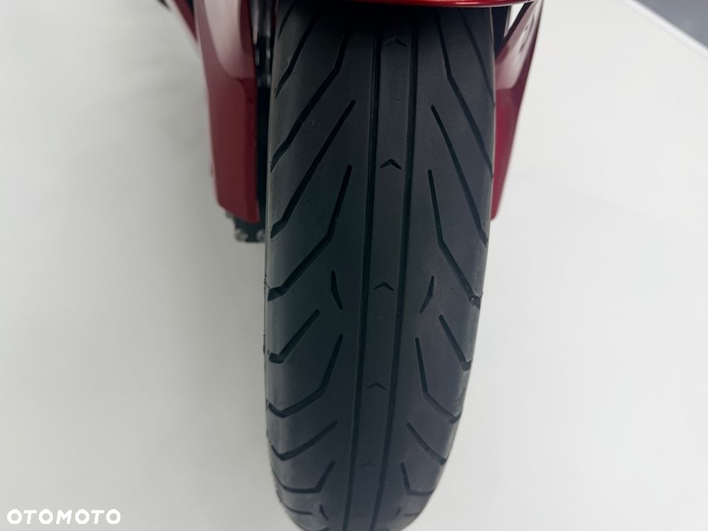 Honda VFR - 34