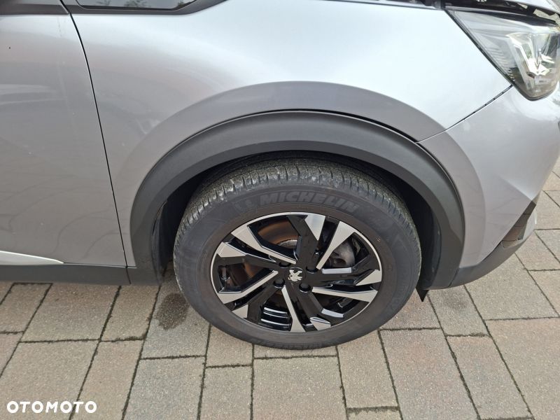 Peugeot 2008 1.5 BlueHDi Allure Pack S&S EAT8 - 6