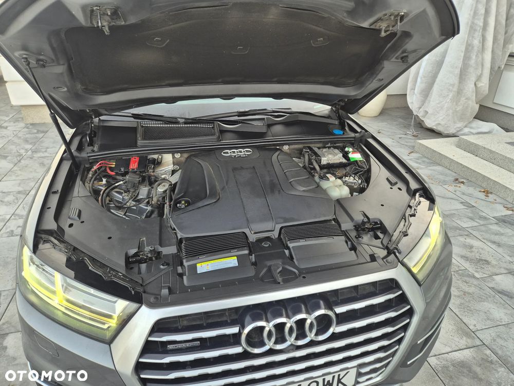 Audi Q7 - 11