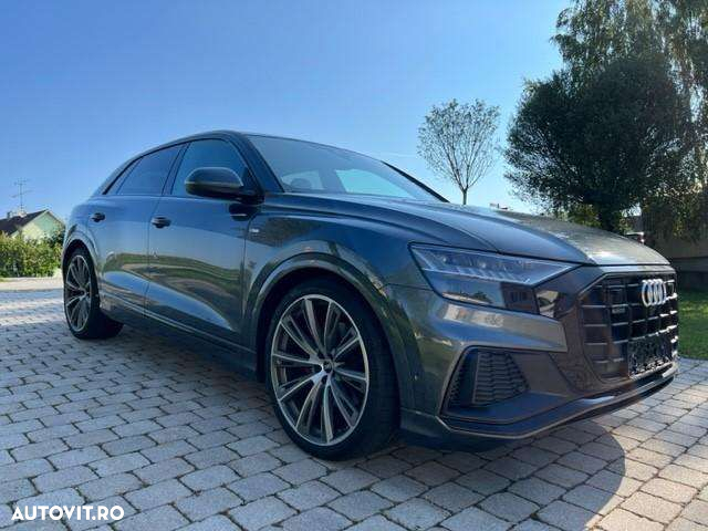 Audi Q8 - 6