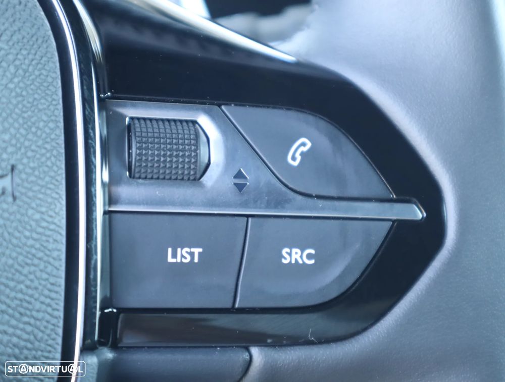 Peugeot 2008 1.2 Hybrid Allure e-DCS6 - 36