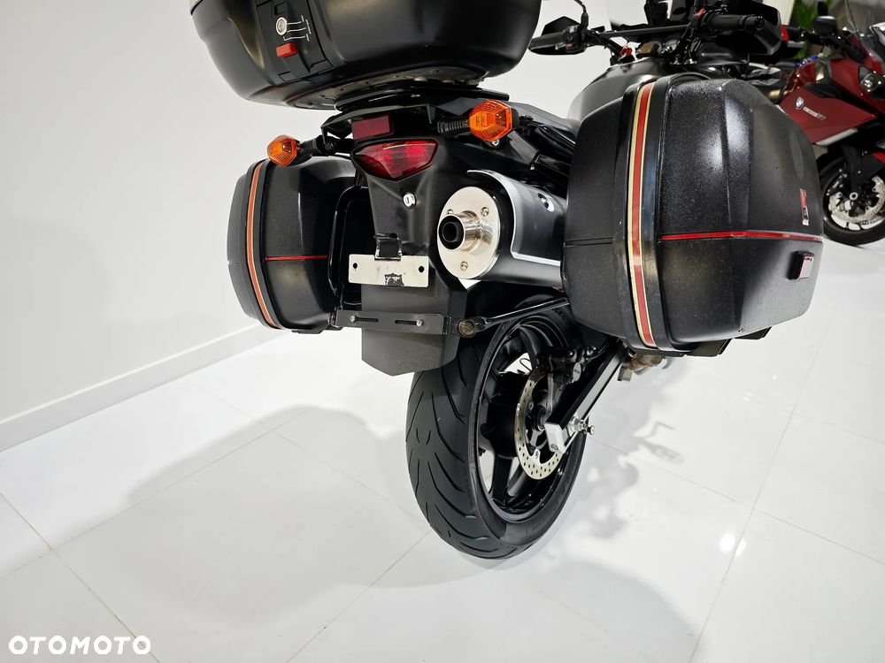 Suzuki V-STROM - 7