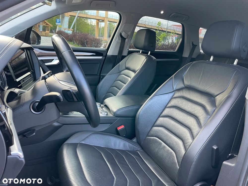 Volkswagen Touareg 3.0 V6 TDI 4Motion DPF Automatik - 12