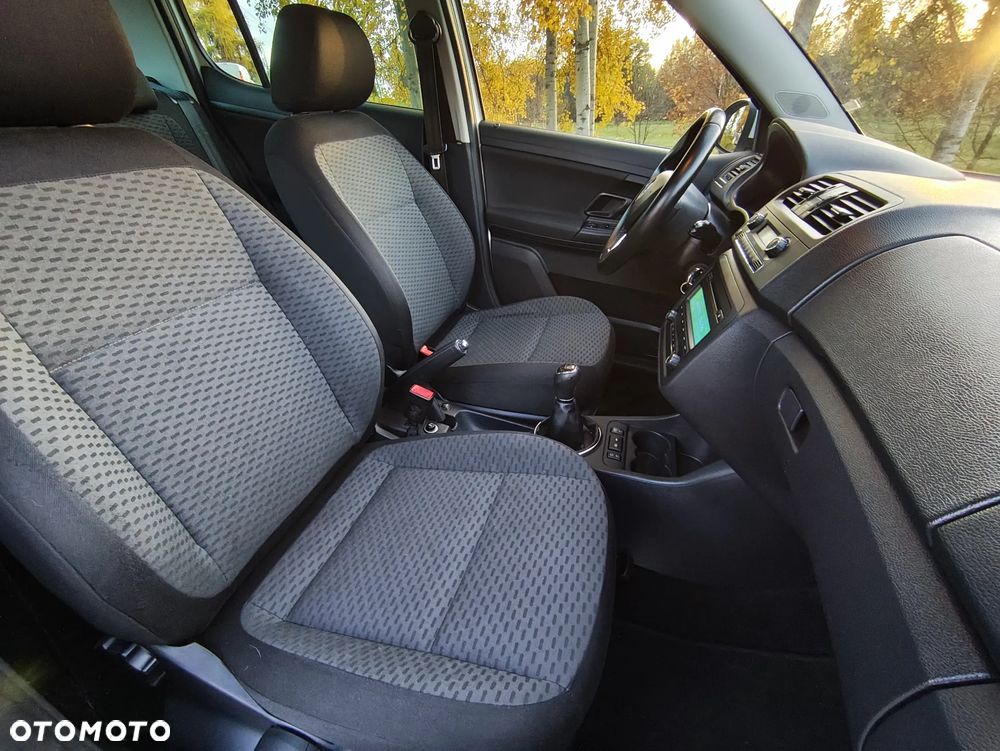 Skoda Fabia 1.2 HTP STYLE Edition - 27