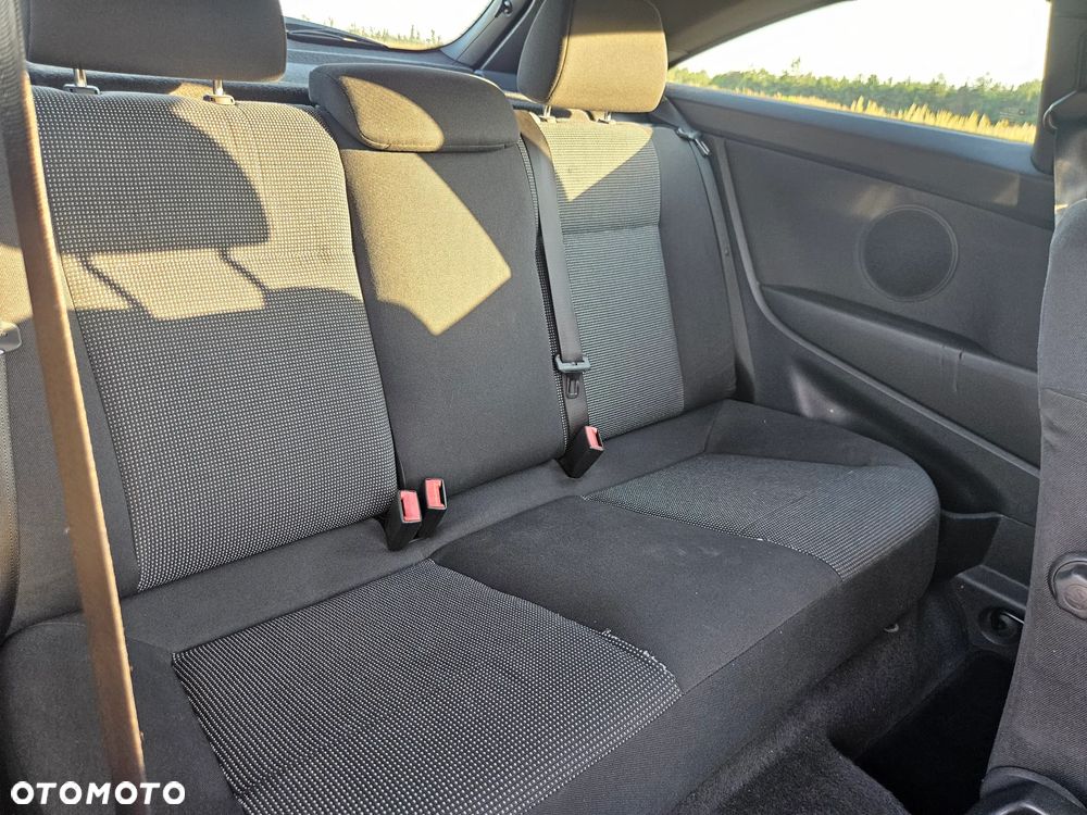 Opel Astra 1.6 T Sport - 23
