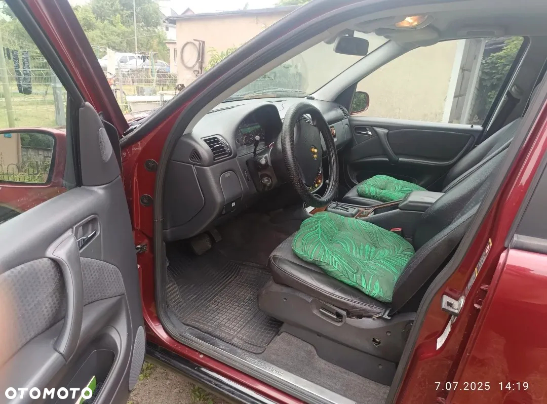 Mercedes-Benz ML - 8