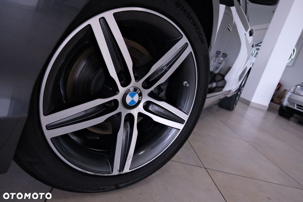 BMW Seria 1 118d Edition M Sport Shadow - 16
