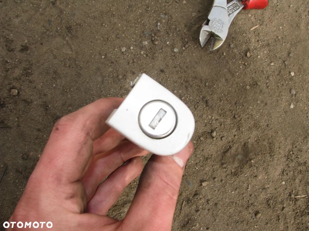 STACYJKA KLUCZYK WKŁADKA VOLKSWAGEN PASSAT B5 LIFT 4b0905851c - 4