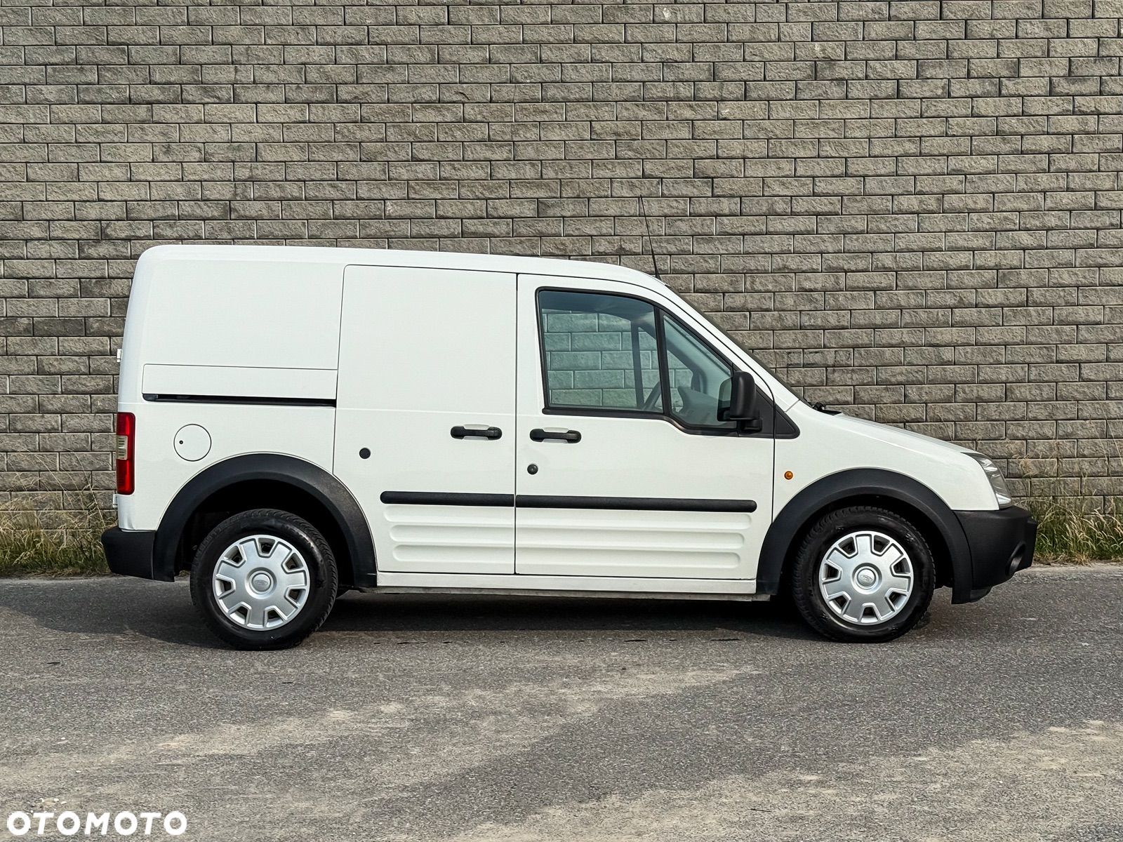 Ford Transit Connect - 1
