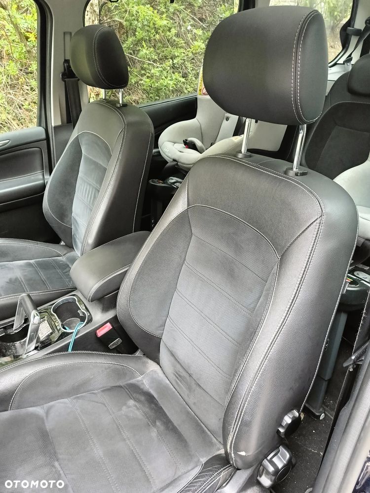 Ford Galaxy 2.0 EcoBoost Titanium - 12