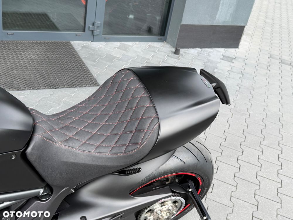 Ducati Diavel - 35