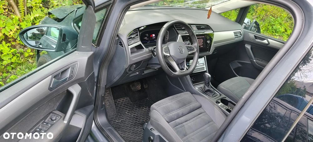 Volkswagen Touran 1.5 TSI EVO Highline DSG - 5