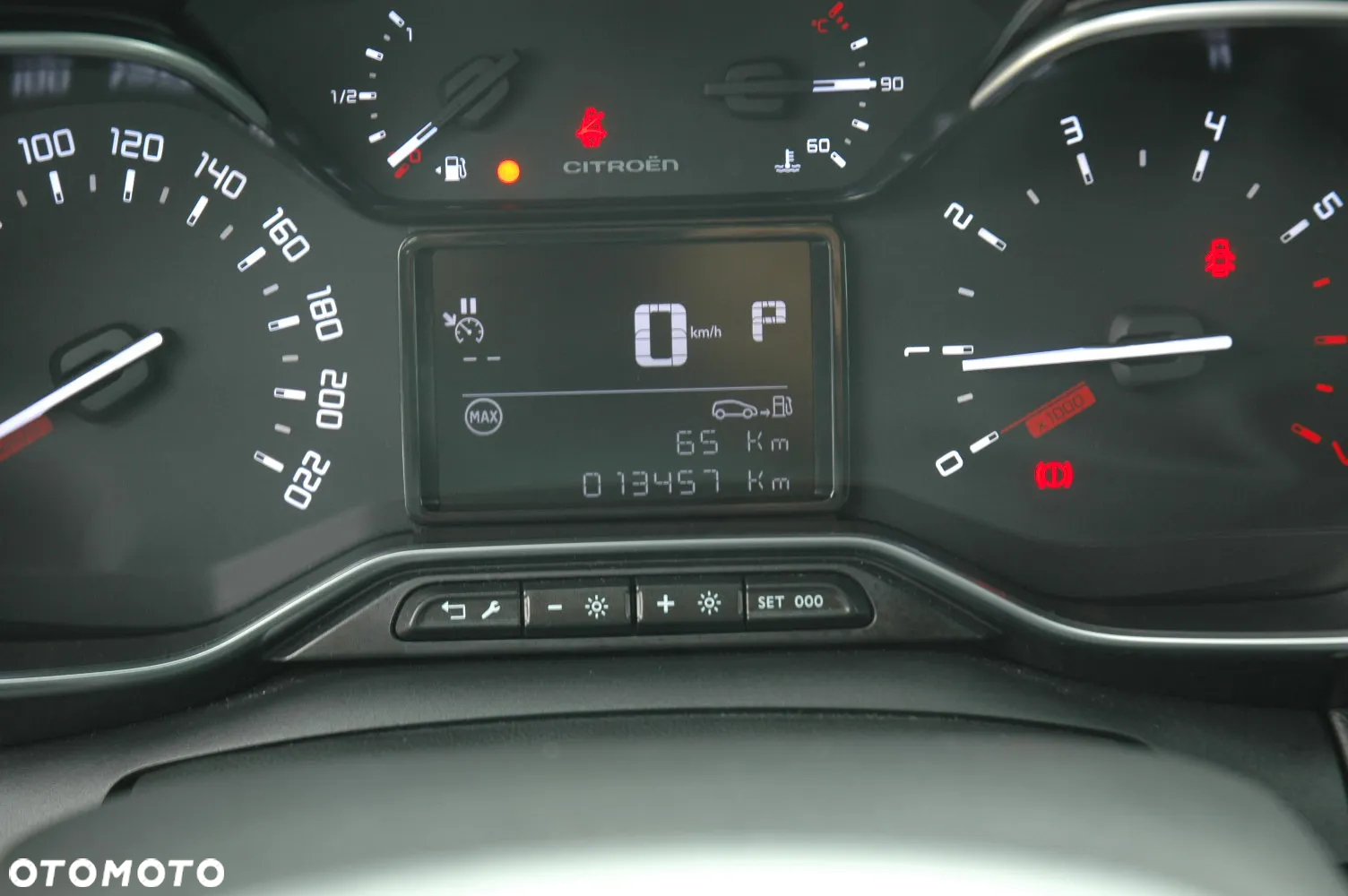 Citroën C3 Aircross 1.2 PureTech Plus S&S EAT6 - 12
