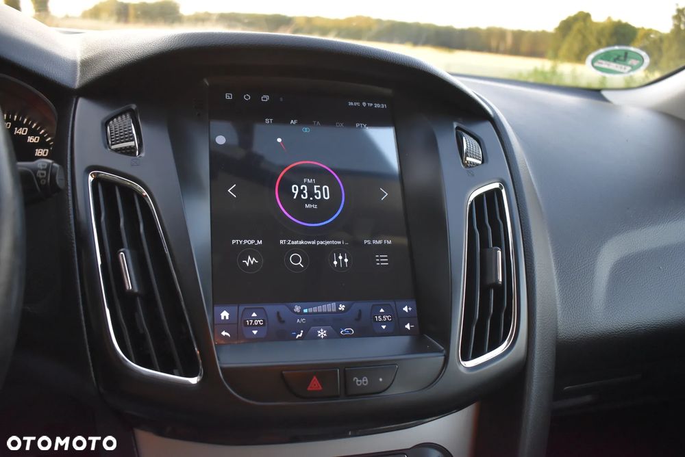 Ford Focus 1.0 EcoBoost Titanium - 35