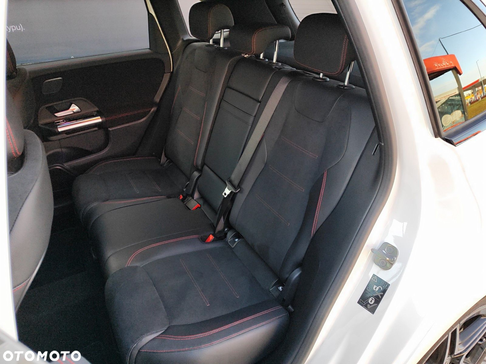 Mercedes-Benz Klasa B 220 4-Matic AMG Line 7G-DCT - 13