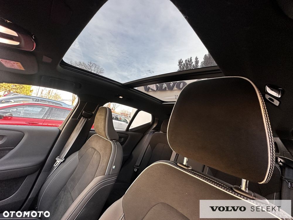Volvo XC 40 - 22