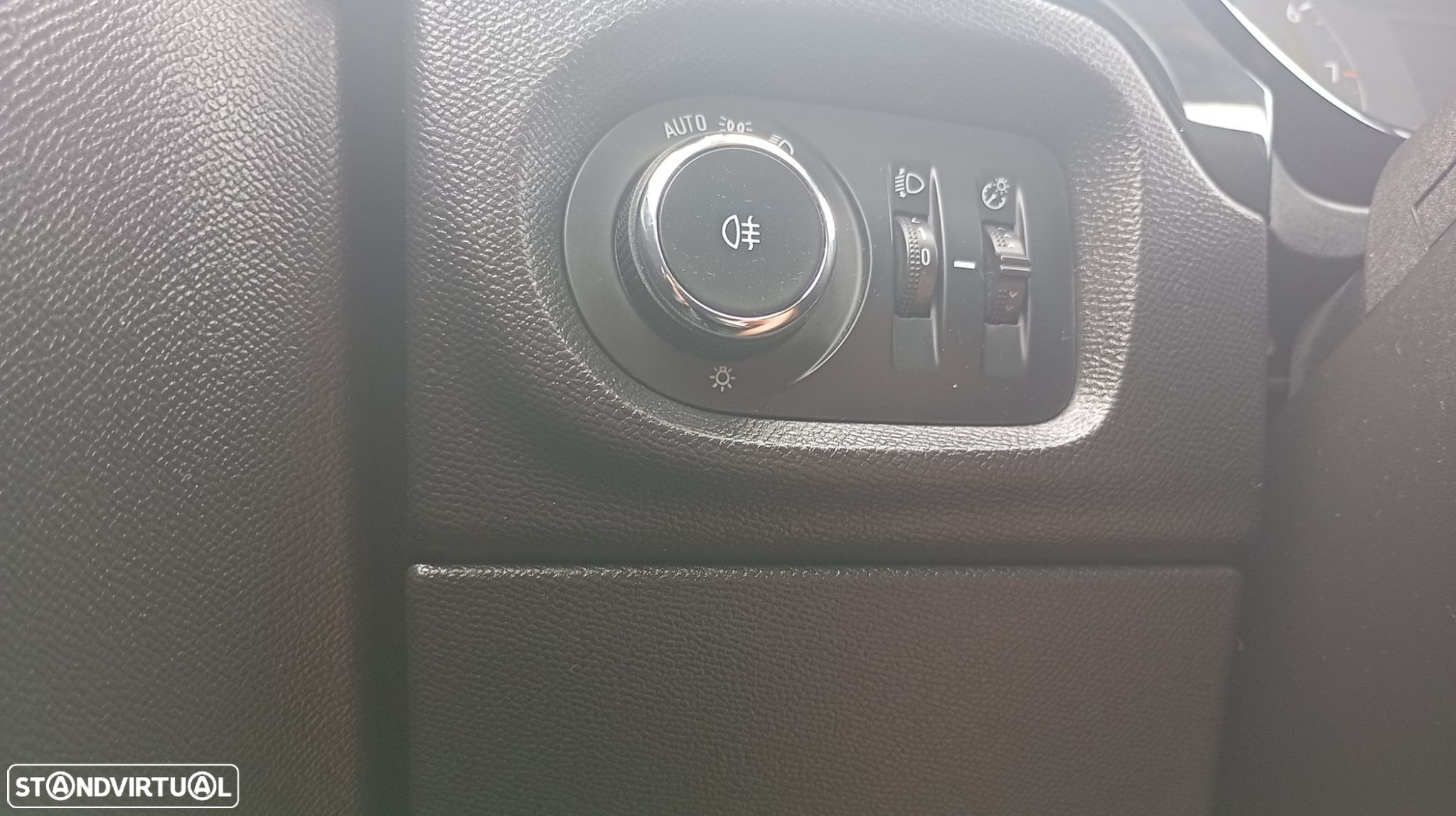 Opel Corsa 1.5 D Elegance - 20