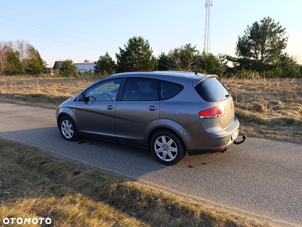 Seat Altea XL 2.0 TDI DPF Stylance - 8
