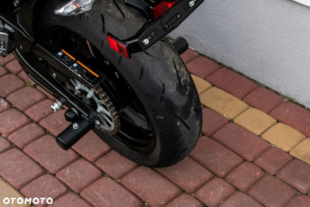 Kawasaki Z 650 - 10