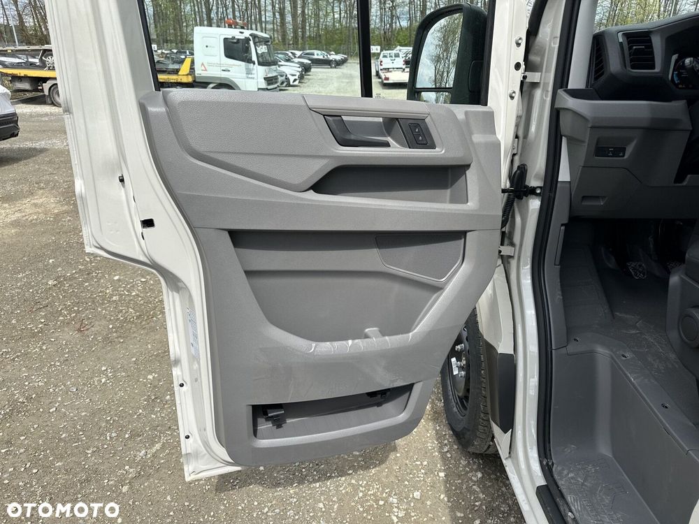 Volkswagen Crafter - 10