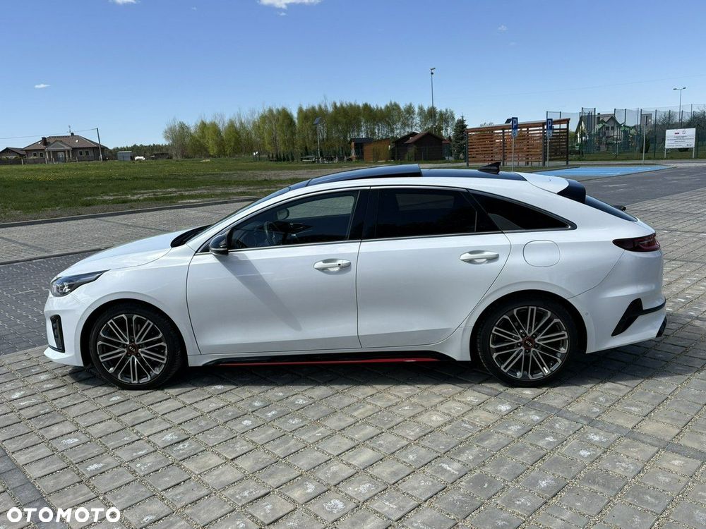 Kia ProCeed 1.6 T-GDI GT - 4