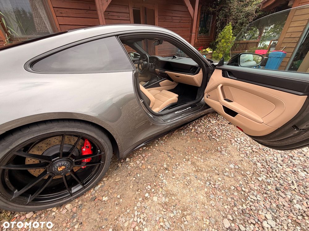 Porsche 911 - 12