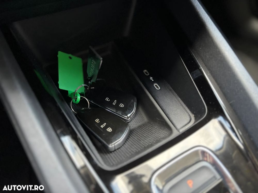 Skoda Octavia 2.0 TDI DSG Ambition - 33