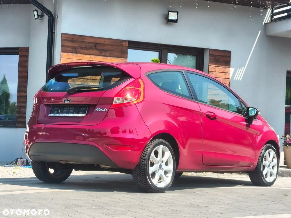 Ford Fiesta 1.25 Ghia - 20