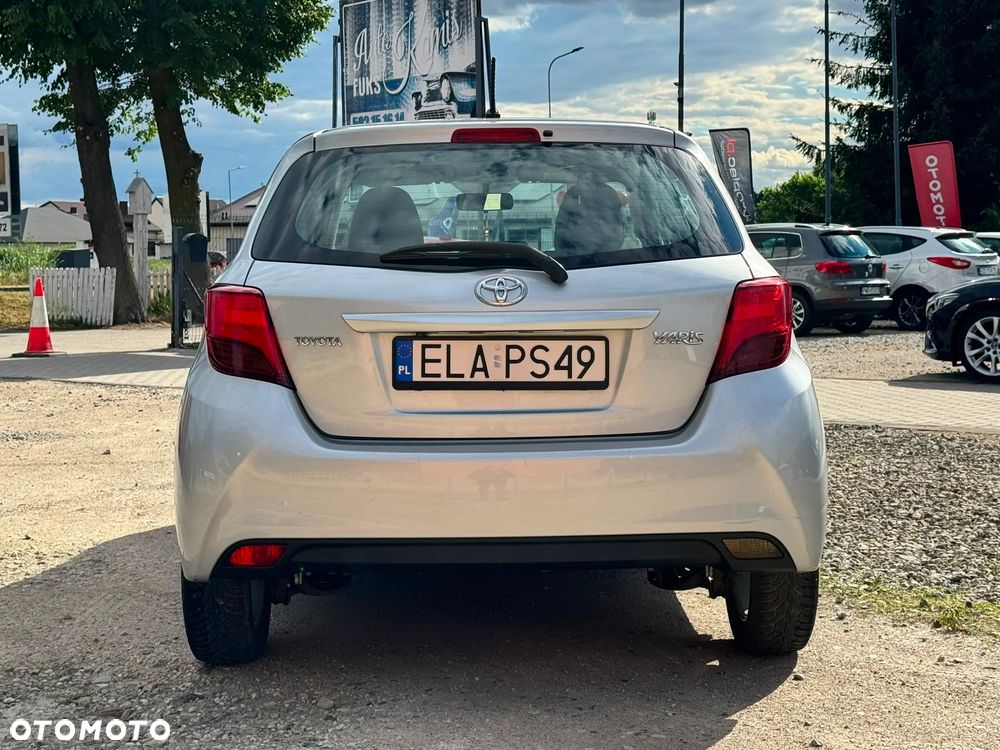 Toyota Yaris 1.33 Business Edition - 12