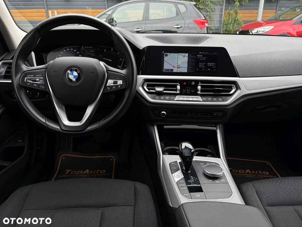 BMW Seria 3 320d Advantage - 34
