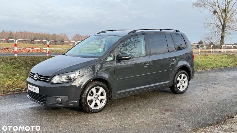 Volkswagen Touran - 4