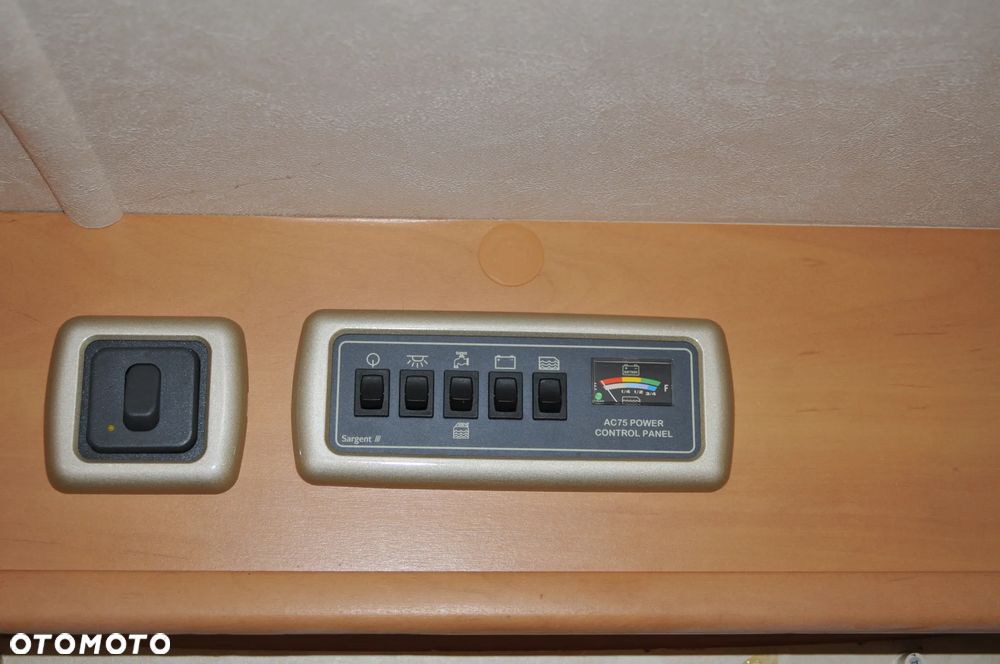 SWIFT CONQUEROR 630 SAL - 23