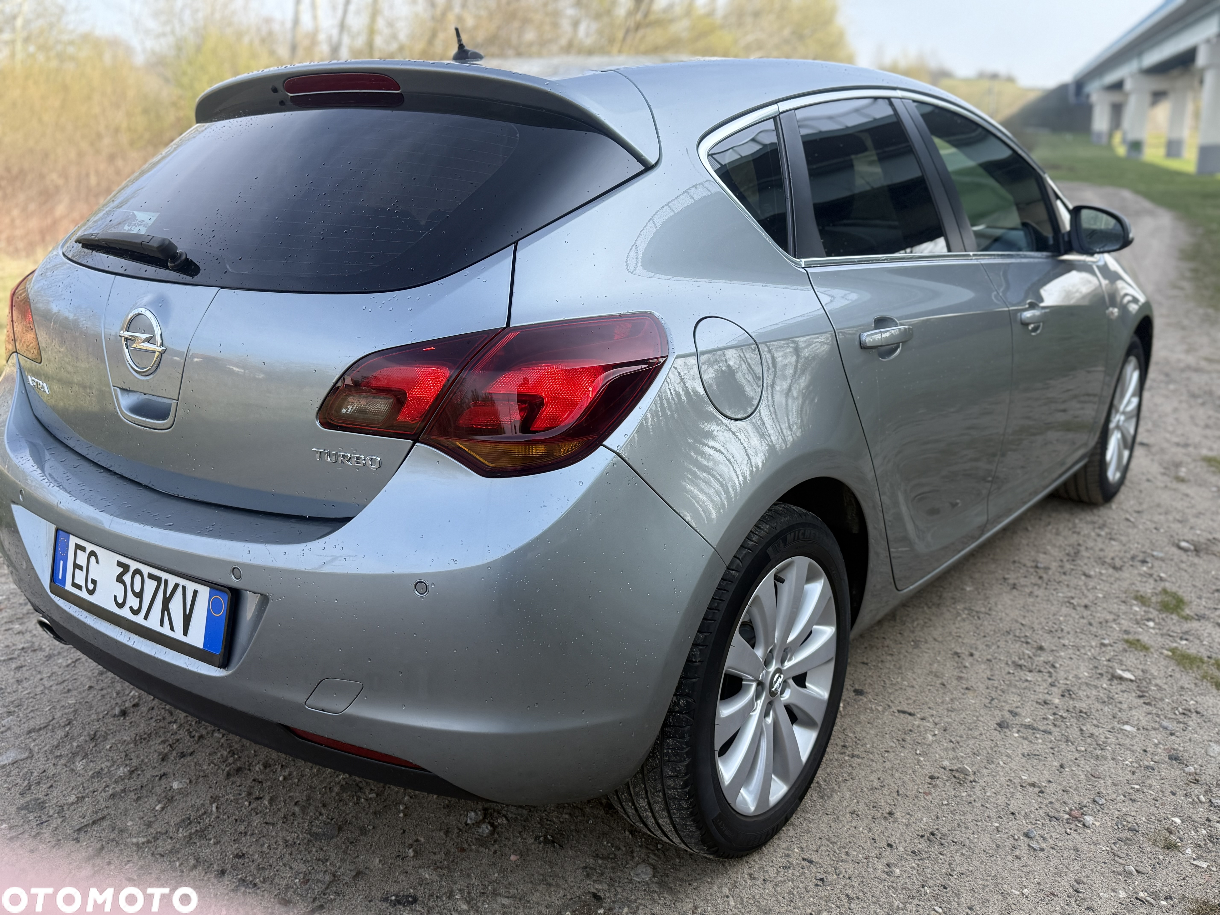 Opel Astra 1.4 Turbo Cosmo - 6