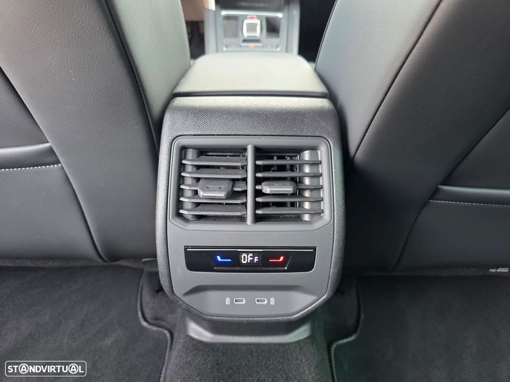 SEAT Leon 1.4 e-Hybrid FR DSG - 31