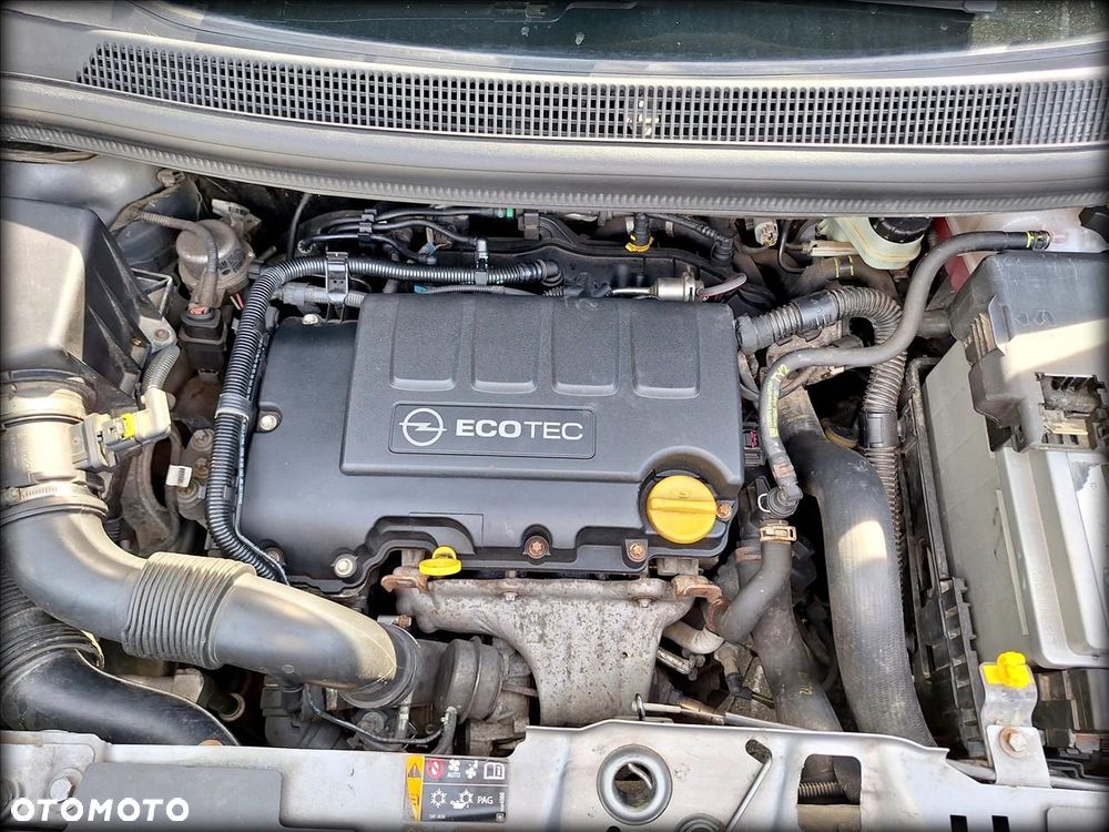 Opel Meriva 1.4 T Cosmo - 37