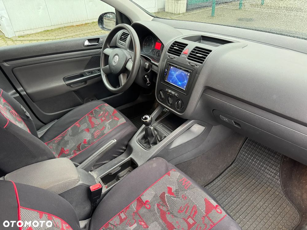 Volkswagen Golf 1.9 TDI Trendline - 11