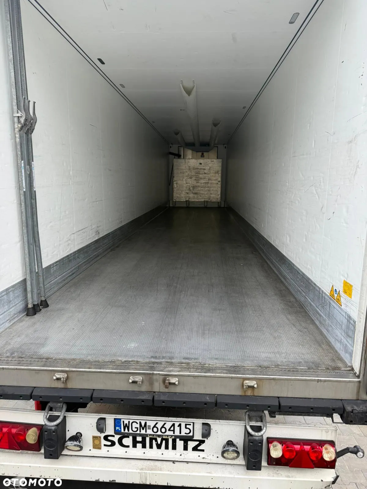 Schmitz Cargobull SKO 24 - 7