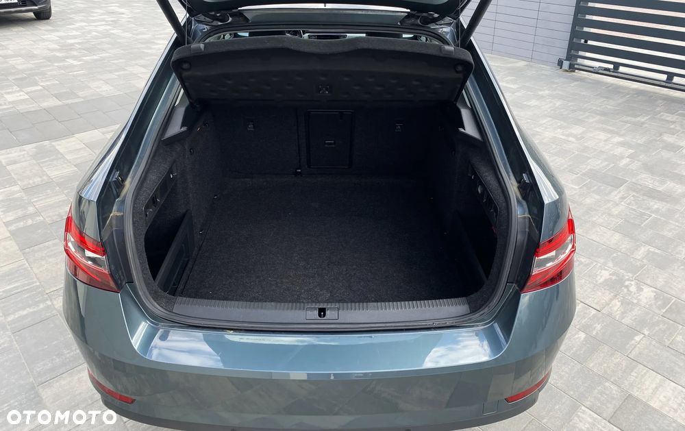Skoda Superb 1.5 TSI ACT Style - 12