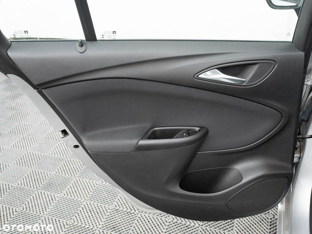 Opel Astra - 23